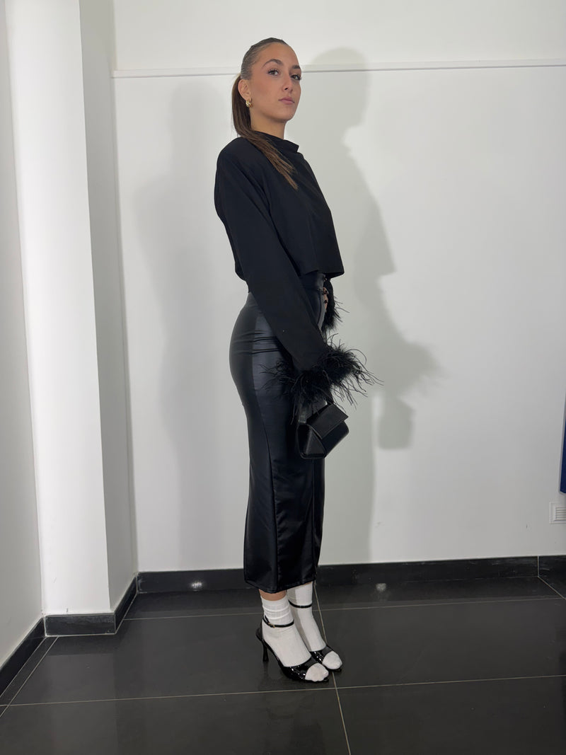Maglia piume nera